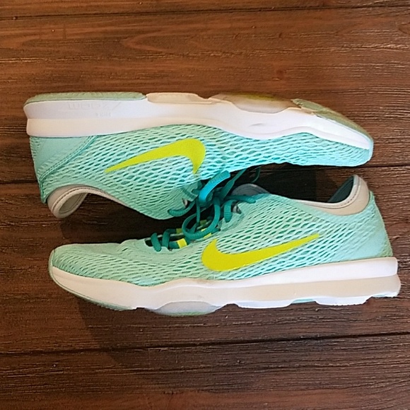Nike Shoes - Nike Zoom Size 8.5